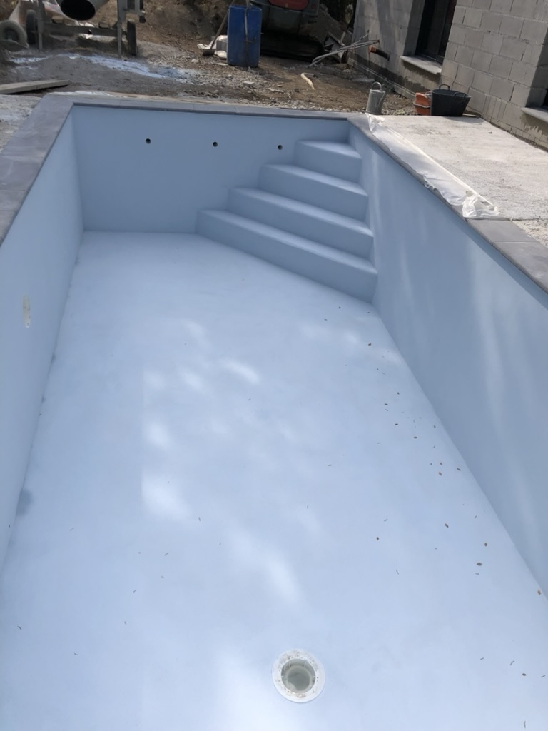 piscine/C65B23C4-38A3-4BC0-880A-5E68839588C0_1_105_c.jpeg